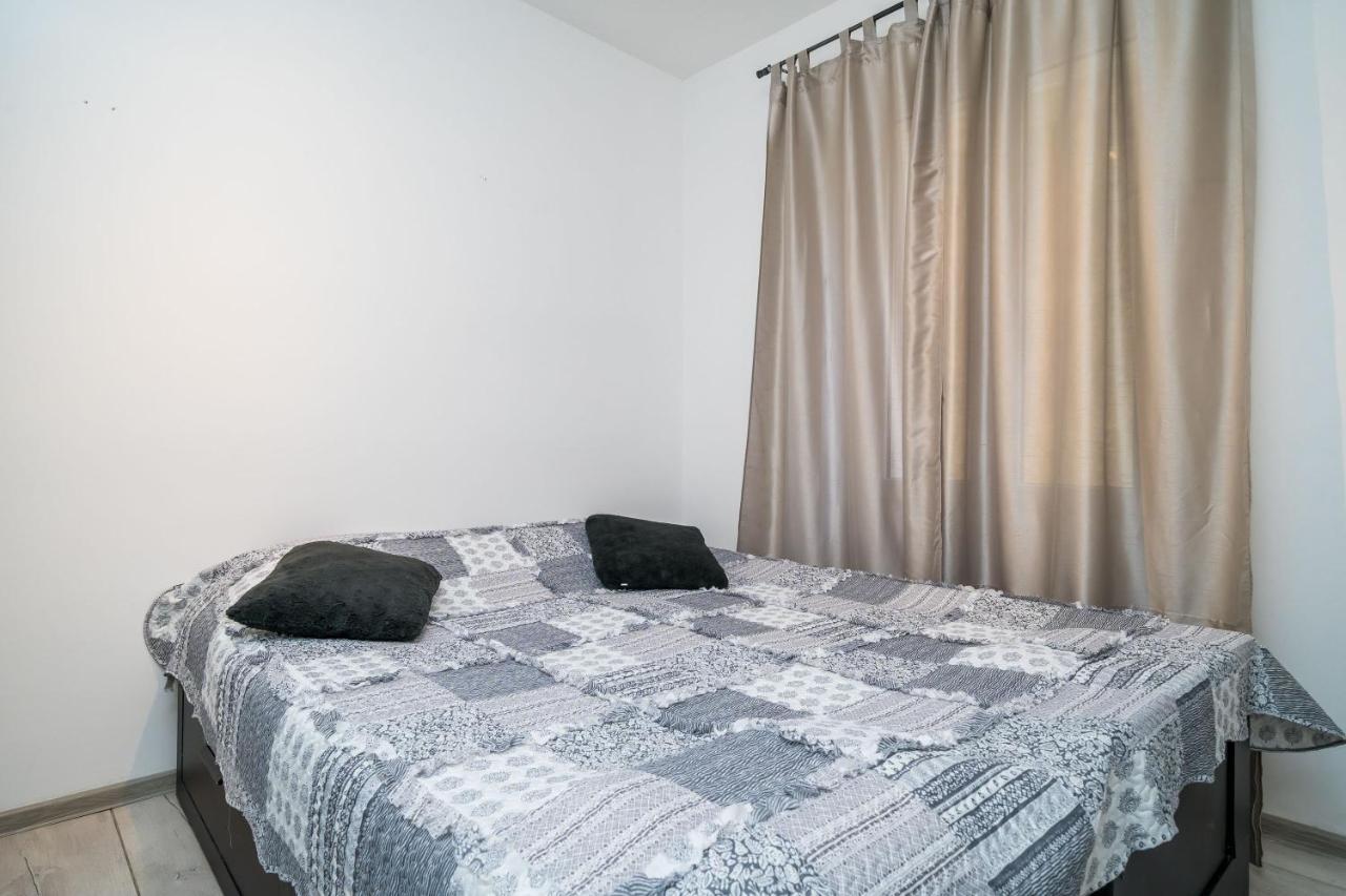 Apartament Luka *